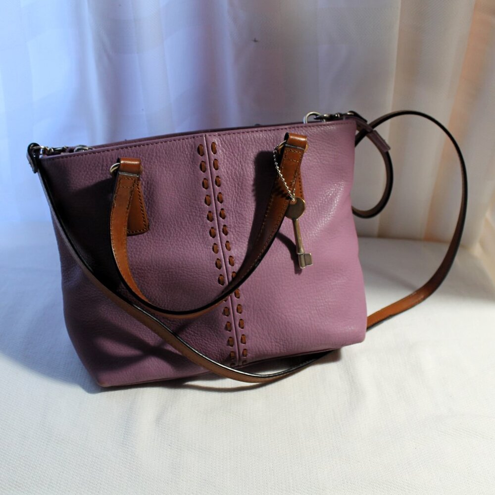 FOSSIL Lavender Pebbled Leather Crossbody w/ Tan Leather Trim, EUC